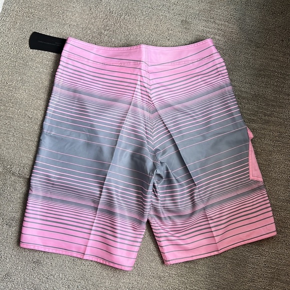 Honolua Hawaiian board shorts. Straight from Oahu. Size 33 NWT - Picture 6 of 6